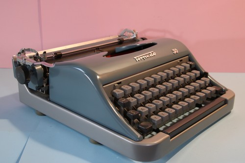 Macchina scrivere vintage - scrivere,